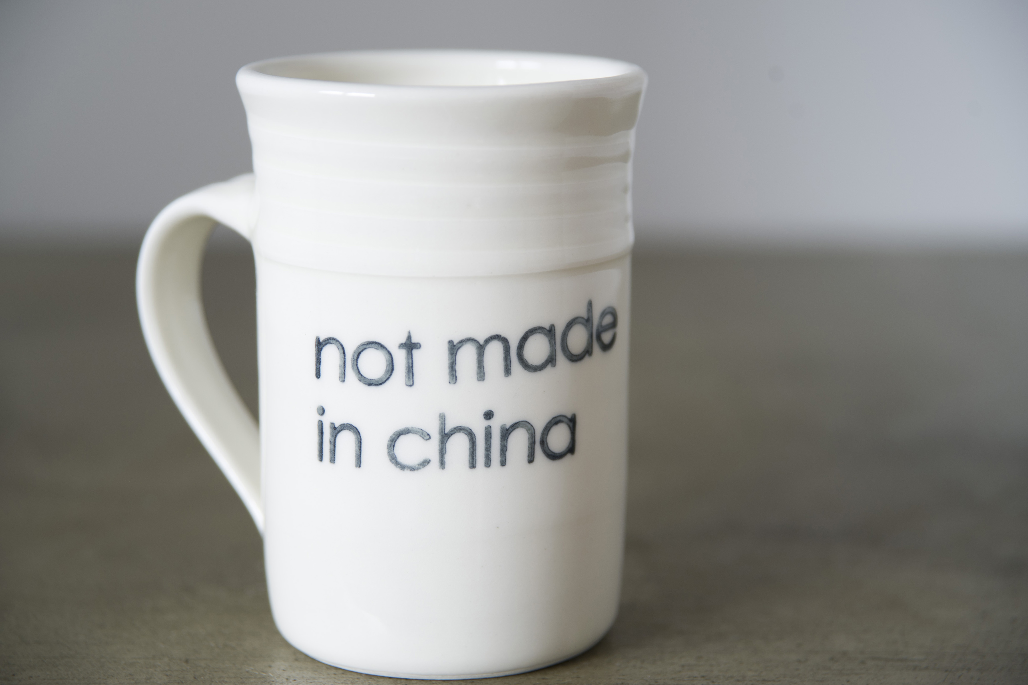 Tasse moyenne not made in china Hugo Didier Céramiste